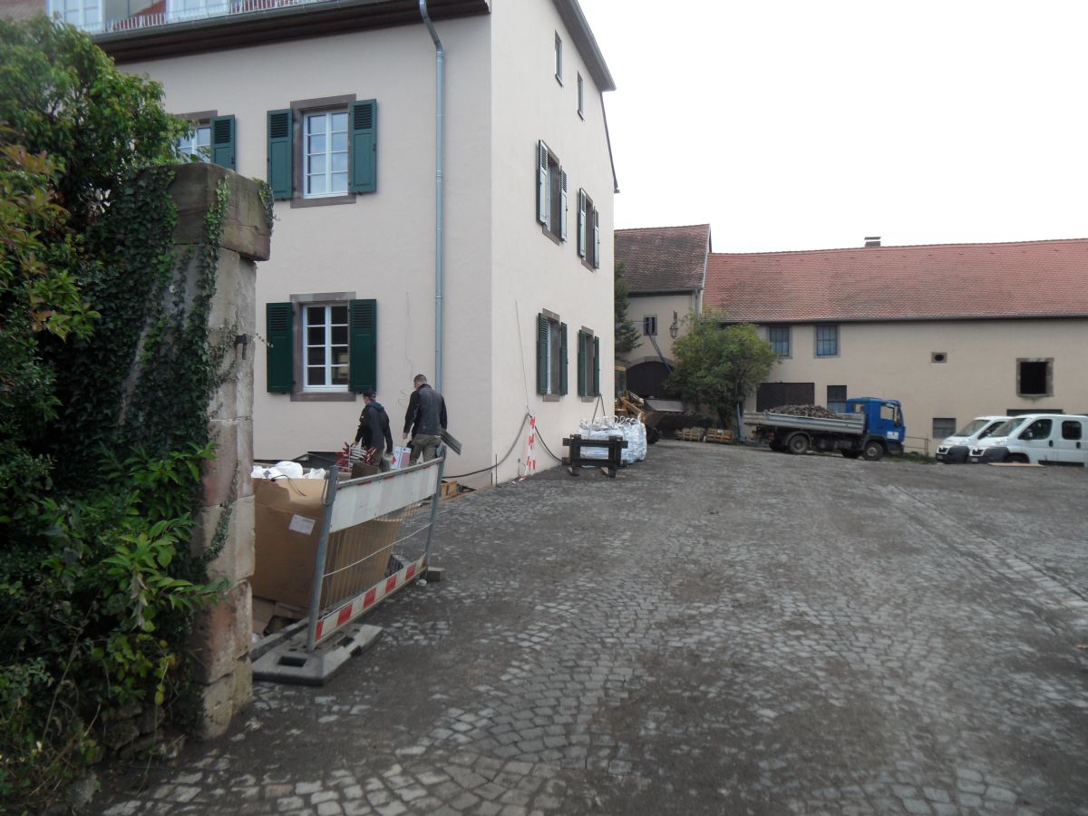 Rekonstruktion Mittelgebude - Aussenbereich