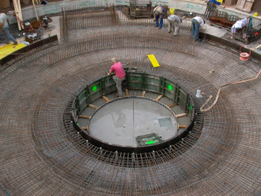 Hauptsammler Bliesmengen-Bolchen 1. Bauabschnitt Abwasseranlage Kleinblittersdorf - Bewehrung Sohle Durchlaufbecken