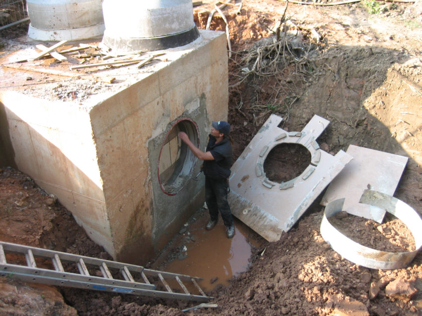 Hauptsammler Bliesmengen-Bolchen 1. Bauabschnitt Abwasseranlage Kleinblittersdorf - Schachtbauwerk