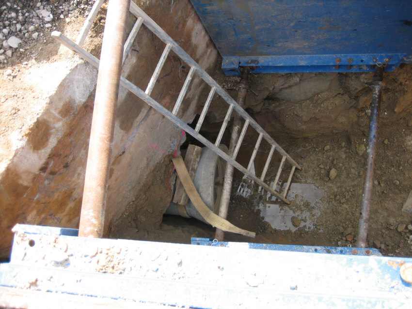 Abwasseranlage Ommersheim Kanalsanierung - Kanalgraben